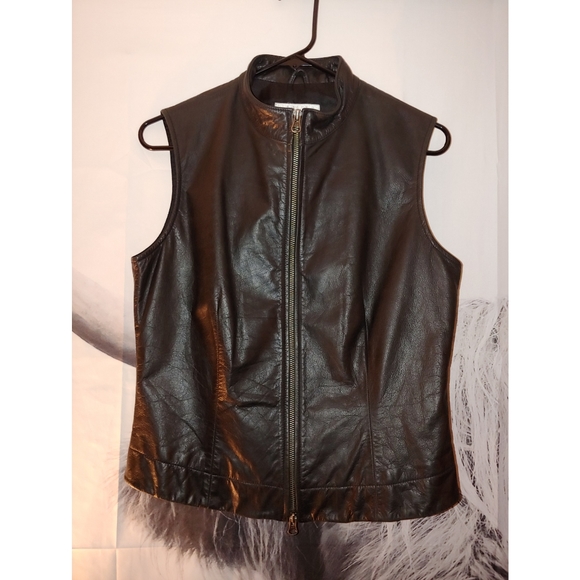 Nine West genuine leather zip-up vest
